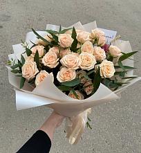Букет Кремовые розы Латте в Абазе