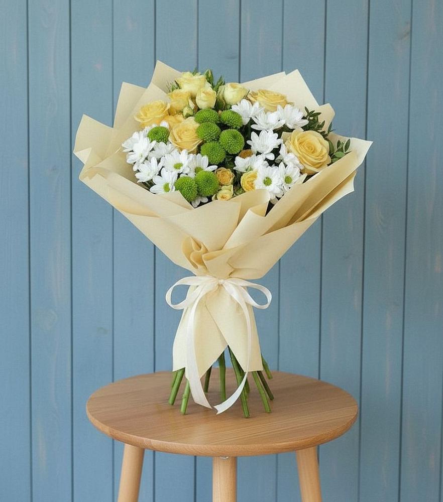 Букет цветов из: Хризантемы и Розы в Абазе