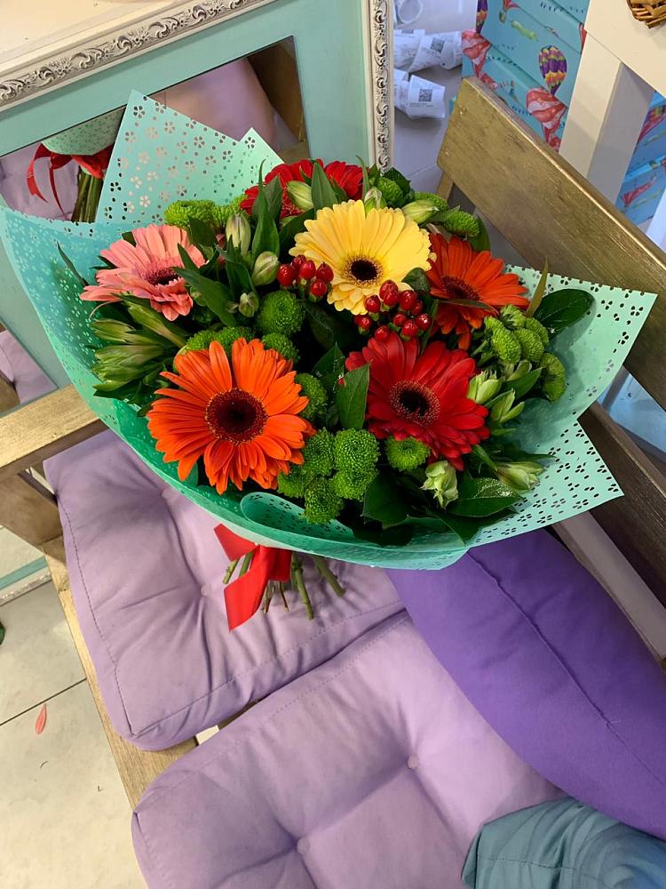 Букет цветов из: Герберы, Хризантемы и Альстромерии в Абазе