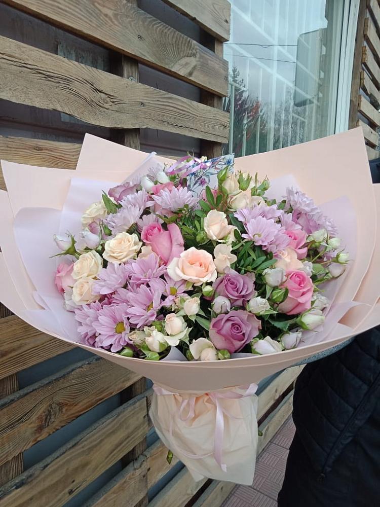 Букет фея в Абазе Букет цветов из: Розы и Хризантемы в Абазе