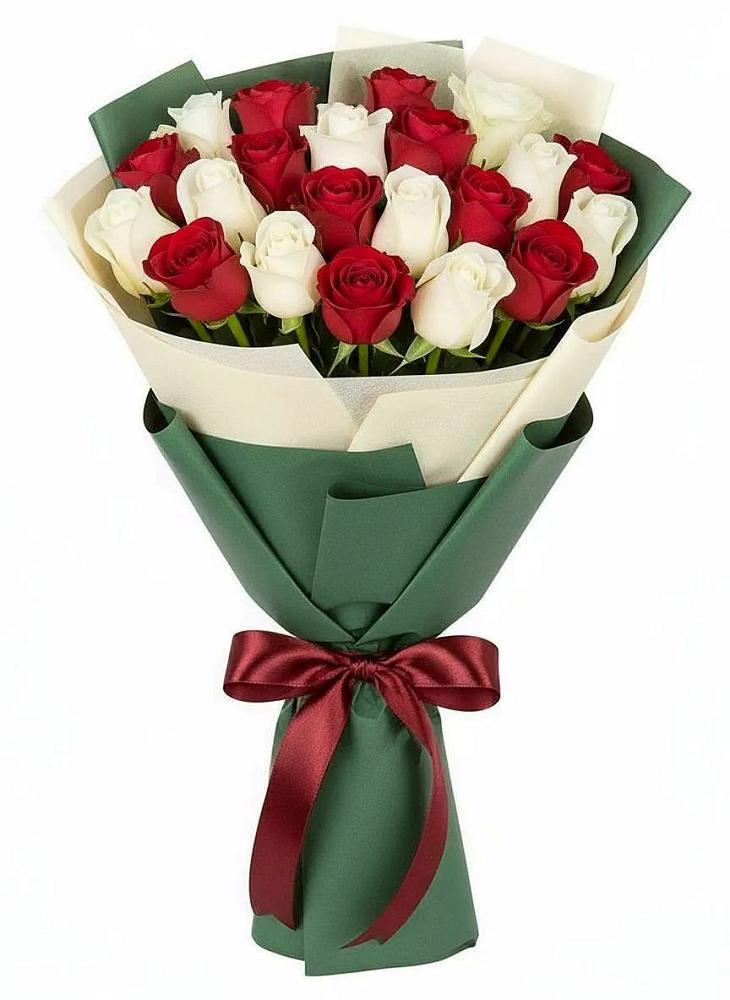 Букет Микс из красных и белых роз в Абазе
