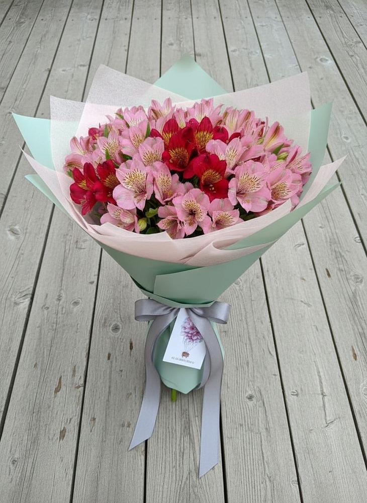Букет цветов из: Альстромерии в Абазе