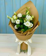 Букет цветов из:  Хризантемы и Лизиантусы #REPLACE_PRED# Абазе