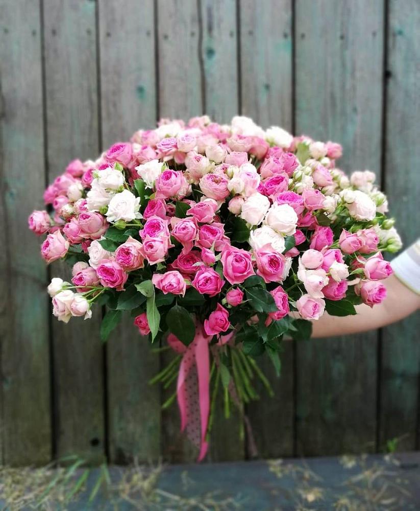 Букет Розовые кустовые розы Натали и Лав Лидия в Абазе